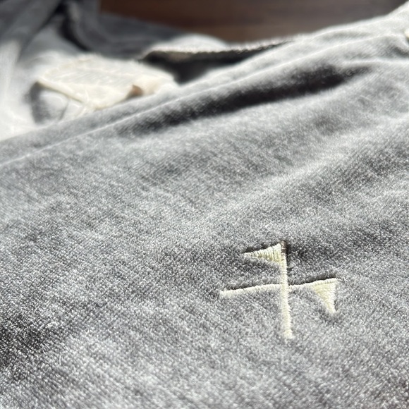 Camp Collection Matching Velour Short Set - Picture 2 of 11